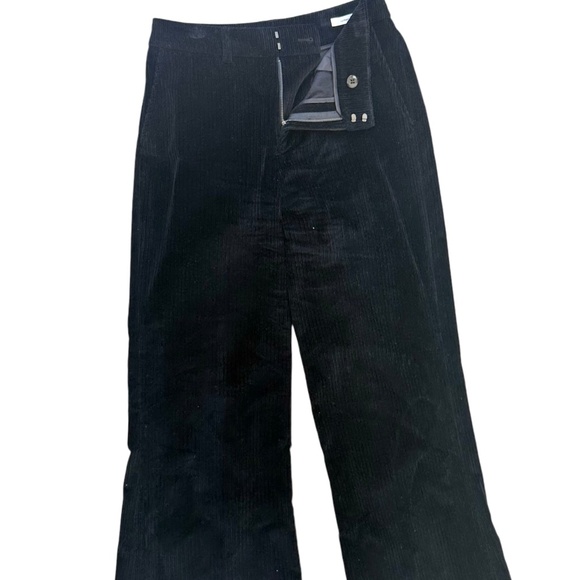 Frame Le Palazzo Crop Trouser in Noir- Corduroy - Picture 2 of 5